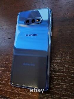 Samsung Galaxy S10e SM-G970U (Unlocked/AT&T) Prism Blue 256gb SMALL SPOT ON LCD